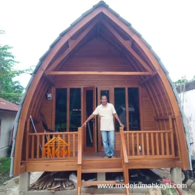 Rumah Lumbung Kayu